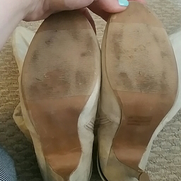 Tan suede mid-calve boots - Picture 4 of 4