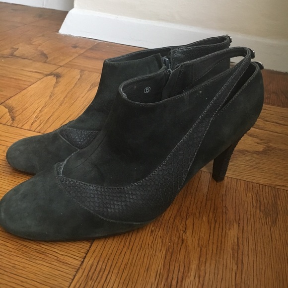 Ted Baker bootie heels - Picture 2 of 8