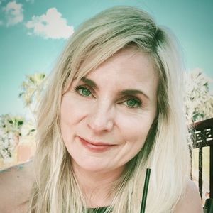 Meet your Posher, Gaby