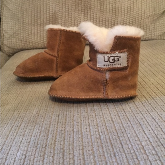 Infant chestnut uggboots - Picture 4 of 4