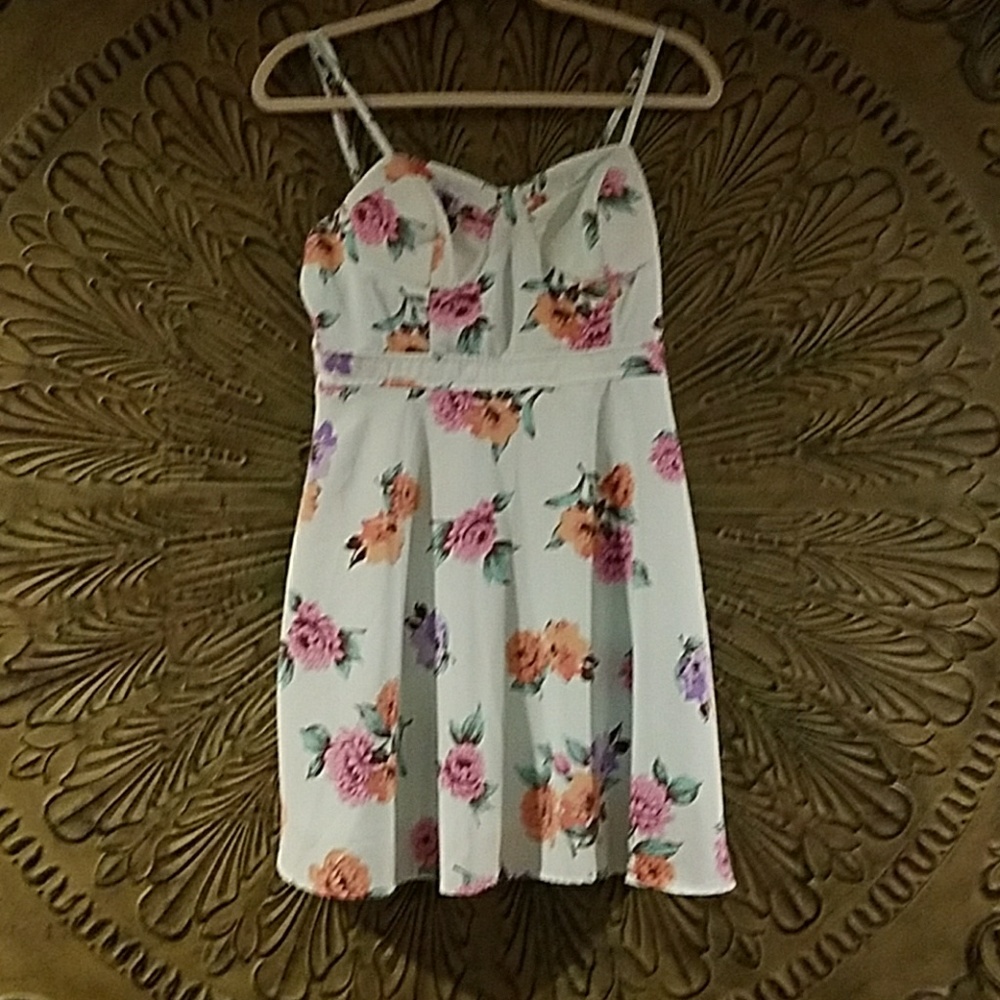 Pretty Floral Slip Dress, Mimi Chica, Large