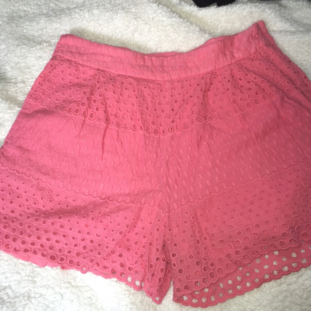 High wasted pink shorts!