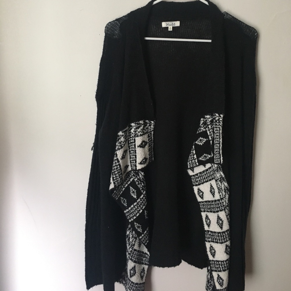 Mudd black and white tribal printed cardigan