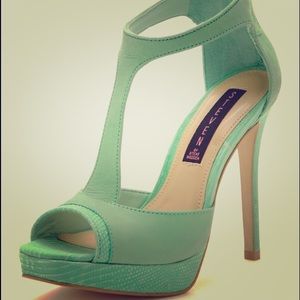 Steven by Steve Madden Kaciee Platform Pump