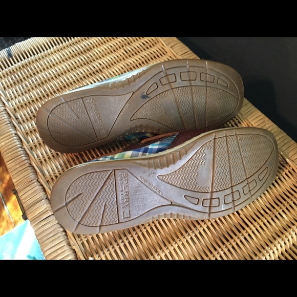 Sperry Topsiders - Picture 2 of 3