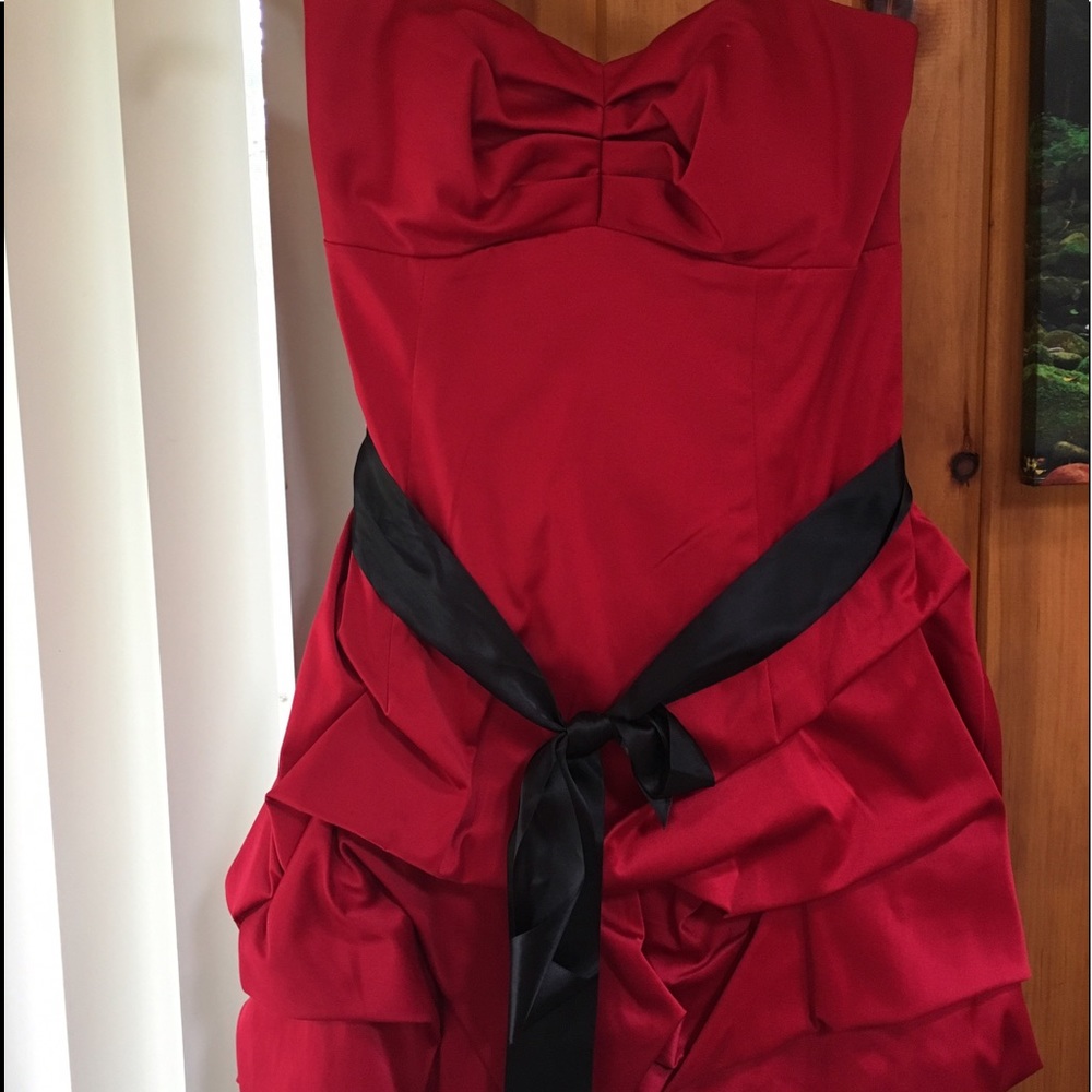 Strapless red dress