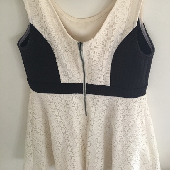 Business casual dress! - Picture 3 of 3