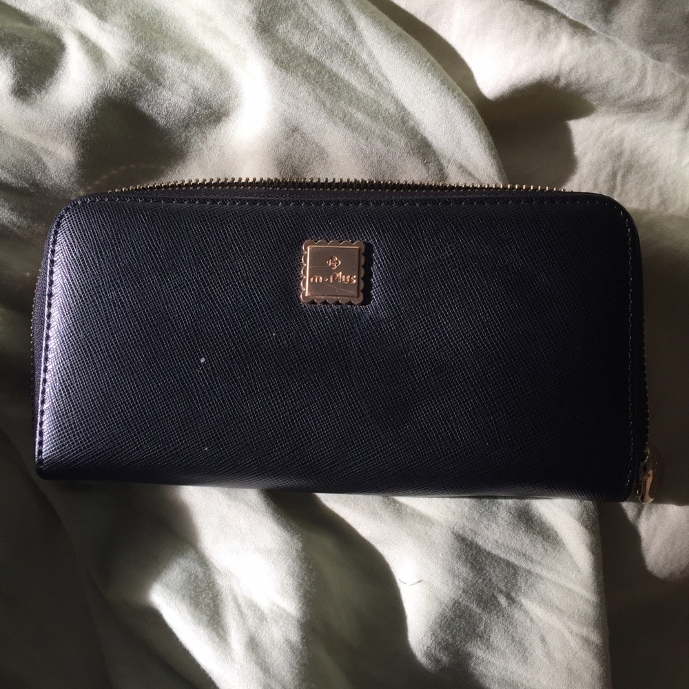 Black Wallet