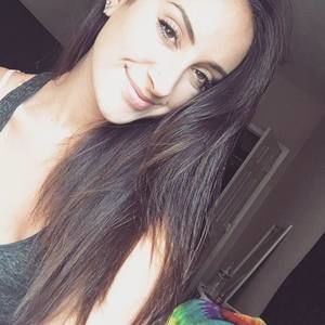 Meet your Posher, Marissa