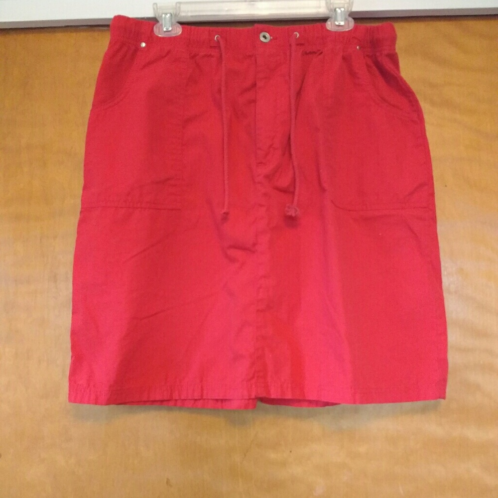 Cute skirt!