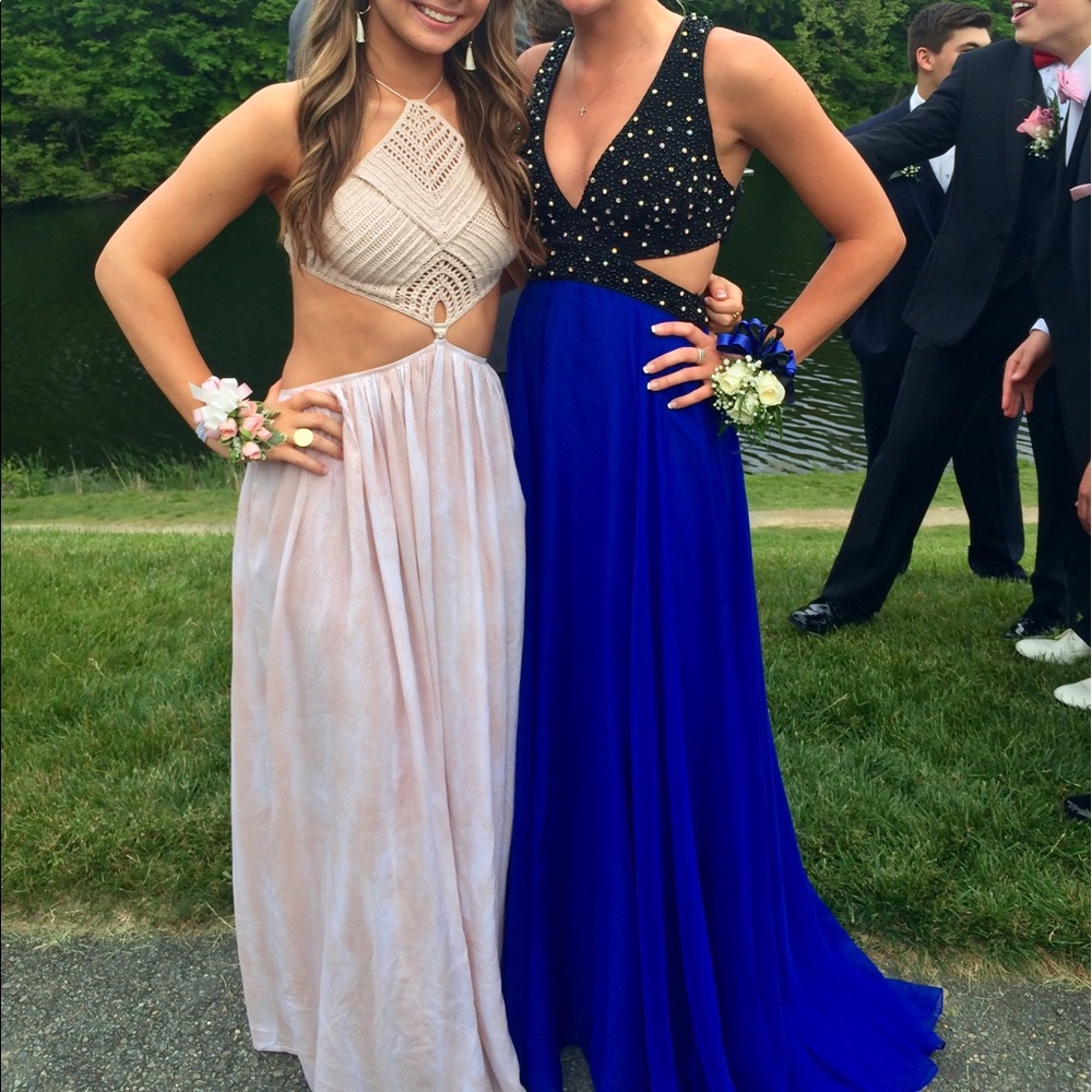 Blue prom dress