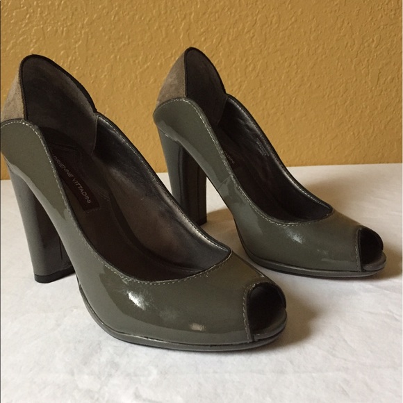 Adrienne Vittadini 6 1/2 Gray Patten Leather - Picture 1 of 4