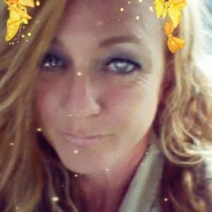 Meet your Posher, Justine