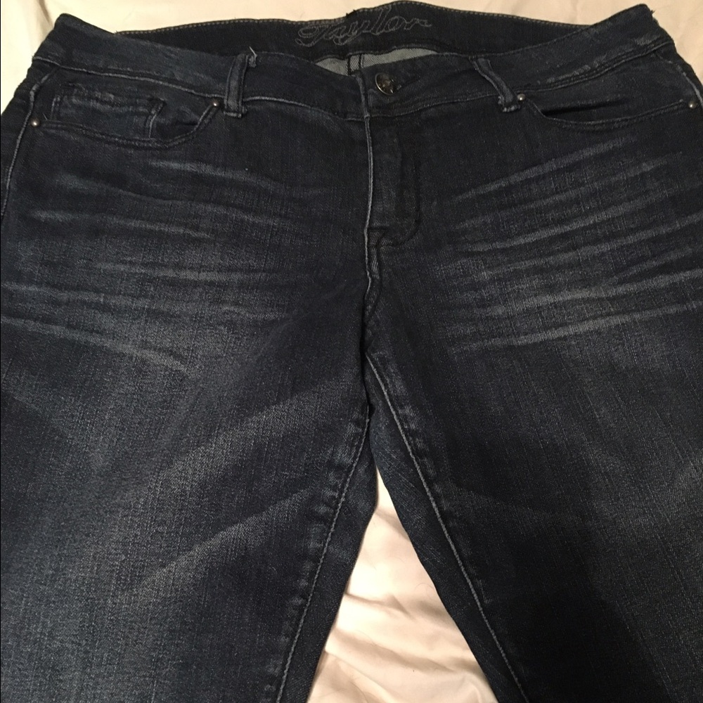 Dark wash skinny jeans
