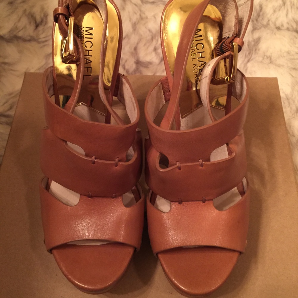 NEW! Michael Kors heels