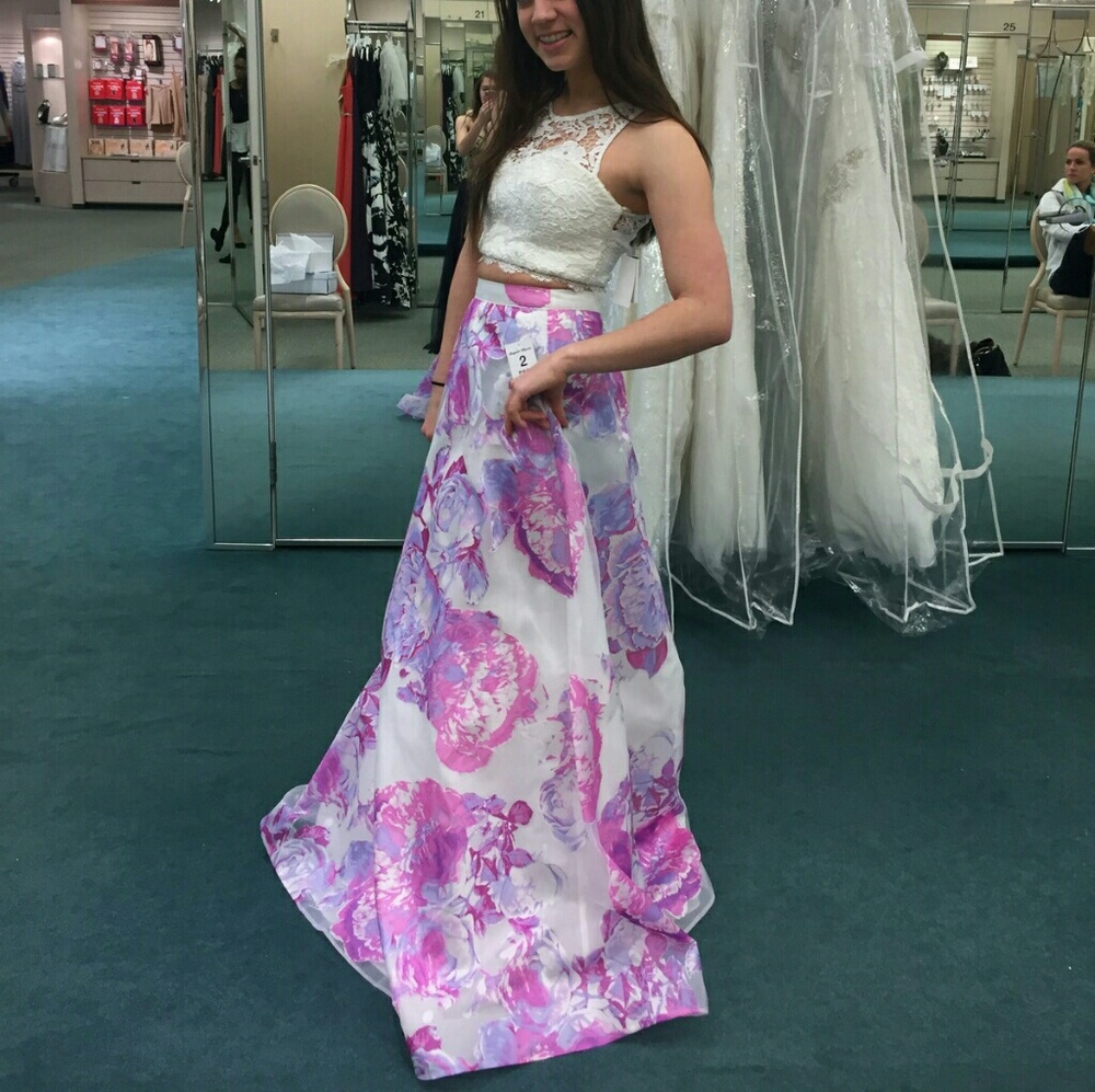 2 PIECE PINK AND WHITE FLORAL PROM DRESS