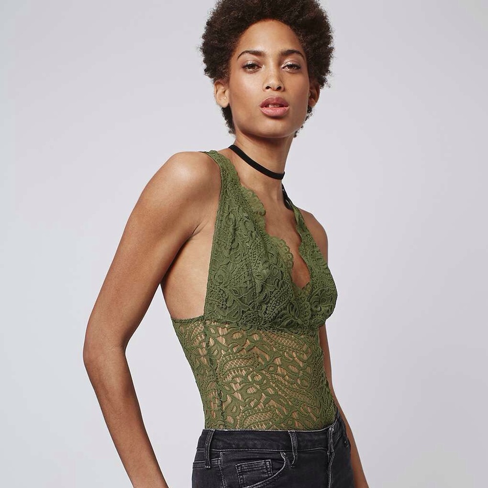 Topshop Lace Scalloped Bodysuit - Picture 1 of 6