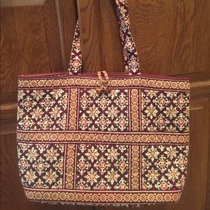 Vera Bradley Large Tote