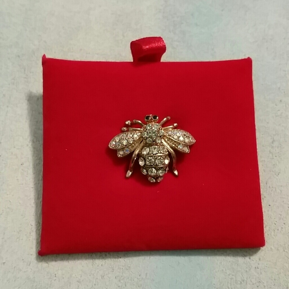 ODO Austrian Crystal Dash Jewelry Stunning!