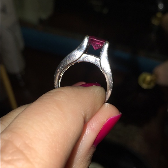 “SOLD”Pink sapphire and diamond ring - Picture 2 of 5