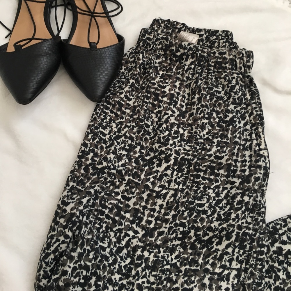 Zara Basic Printed Ankle Pants