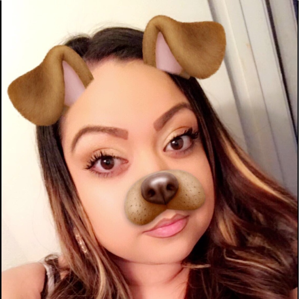 Meet your Posher, Stephanie