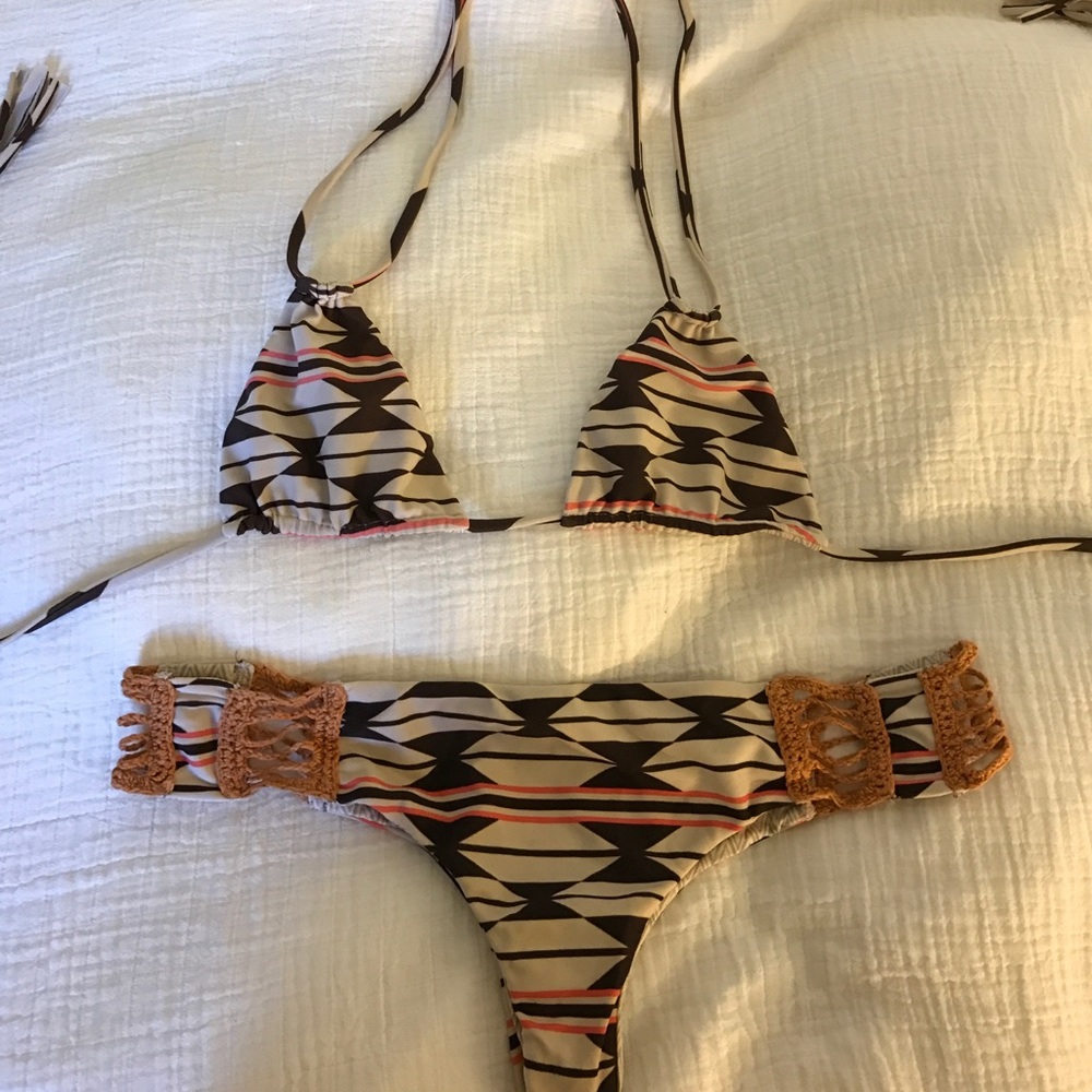 Acacia swimsuit set