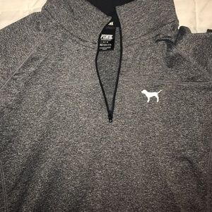 Victoria's Secret Pink - GREY HALFZIP - SIZE L
