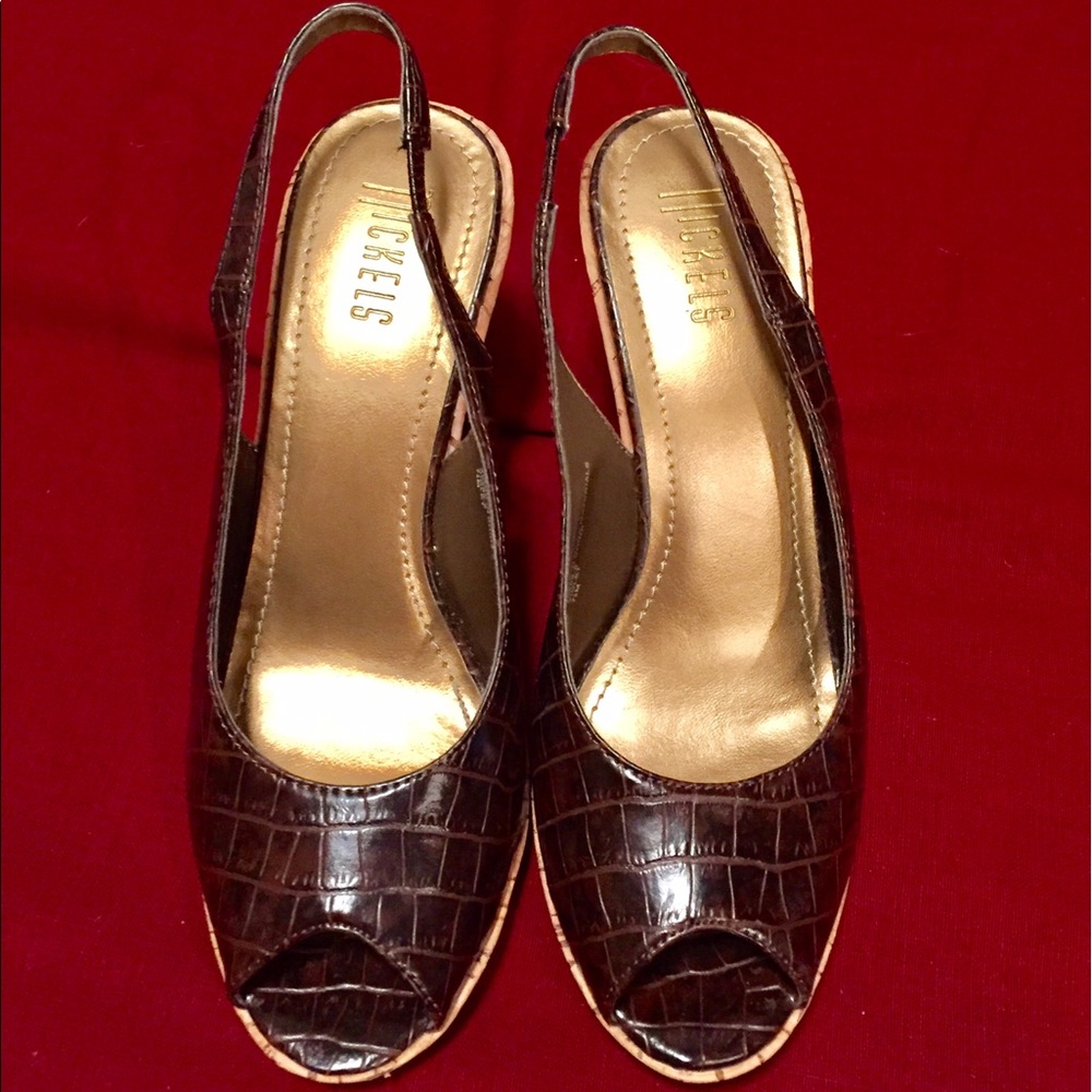 Nickels wedge peep-toes