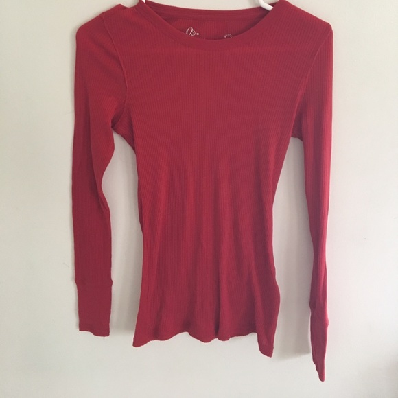Long sleeve red shirt - Picture 2 of 4