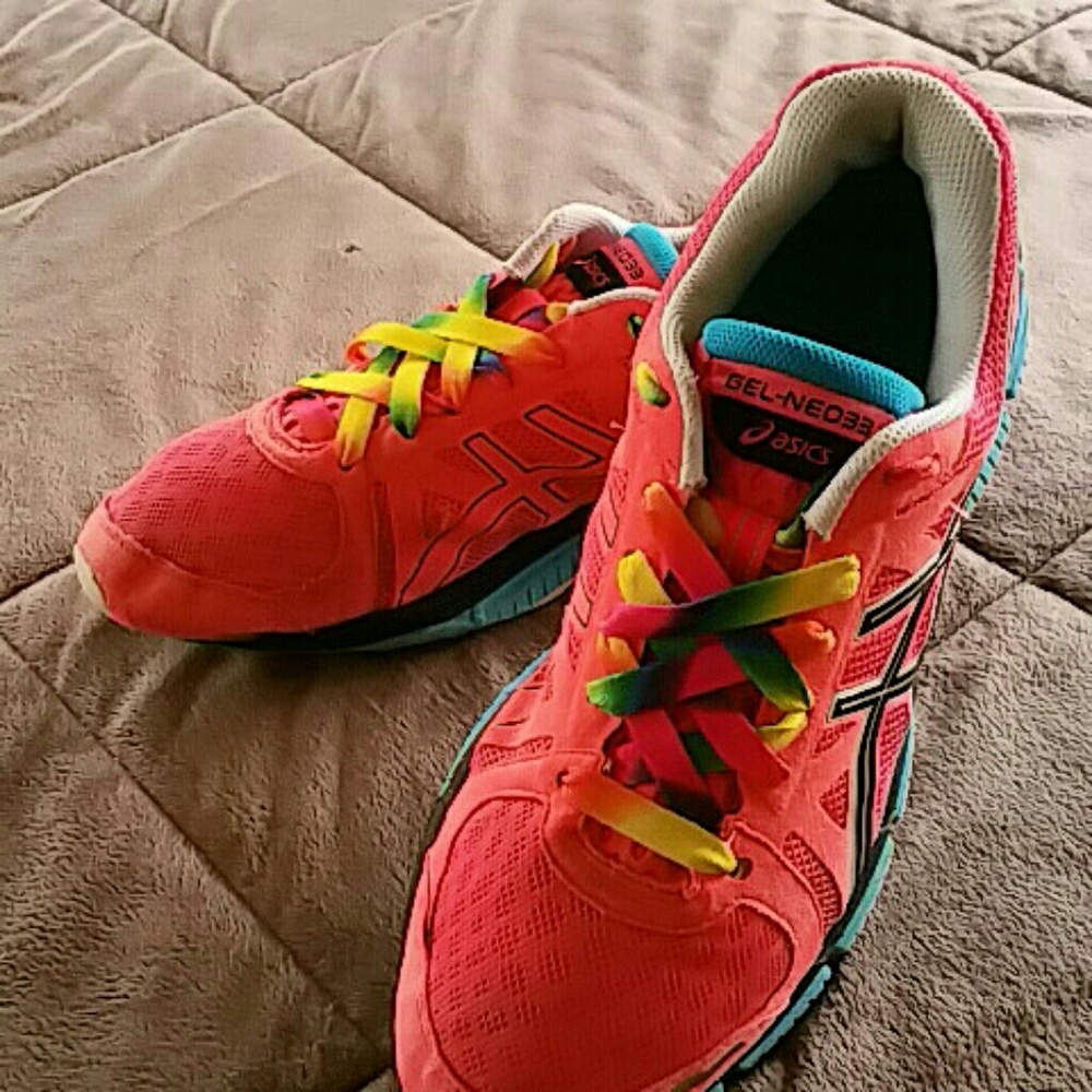 Asics Women's Gel NEO33  running shoes