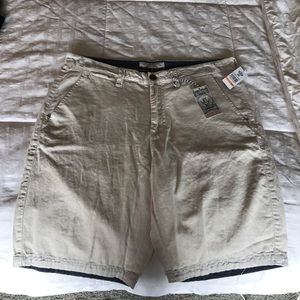 Flag & Anthem linen shorts