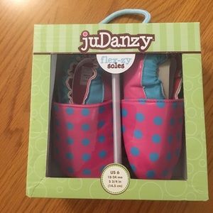NWT juDanzy flex-zy soles US sz 6 (18-24 mos) 🌺