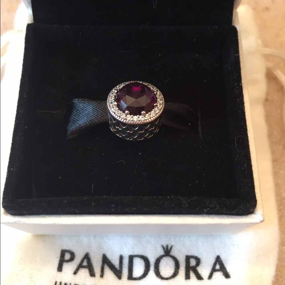Authentic Pandora charm: Radiant hearts Purple