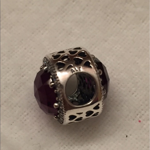 Authentic Pandora charm: Radiant hearts Purple - Picture 4 of 4