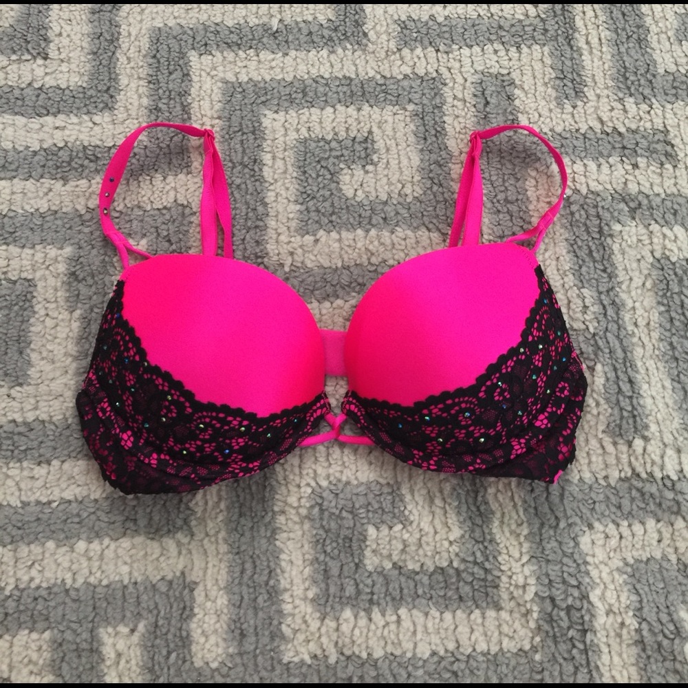 VS miraculous plunge bra 34B