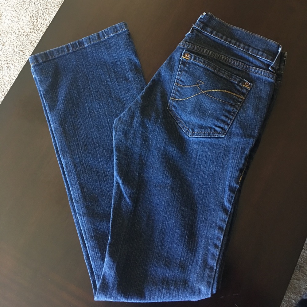 DKNY "Ludlow" Jeans