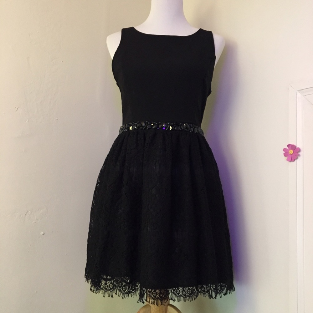 π2xHPπ Lace and Stone LBD π w/ Sash π - Picture 4 of 7