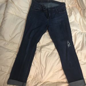 EUC Distressed boyfriend jeans