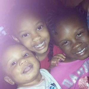 Meet your Posher, Faye