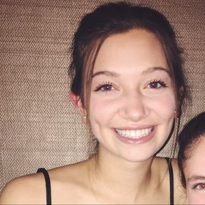 Meet your Posher, Melanie