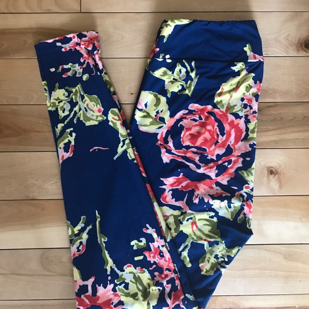 UNICORN Lularoe TC Cabbage rose leggings