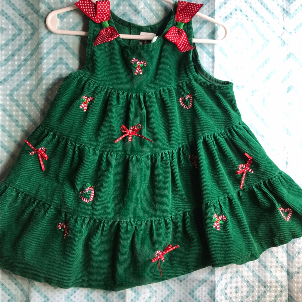 Holiday dress💚🎀