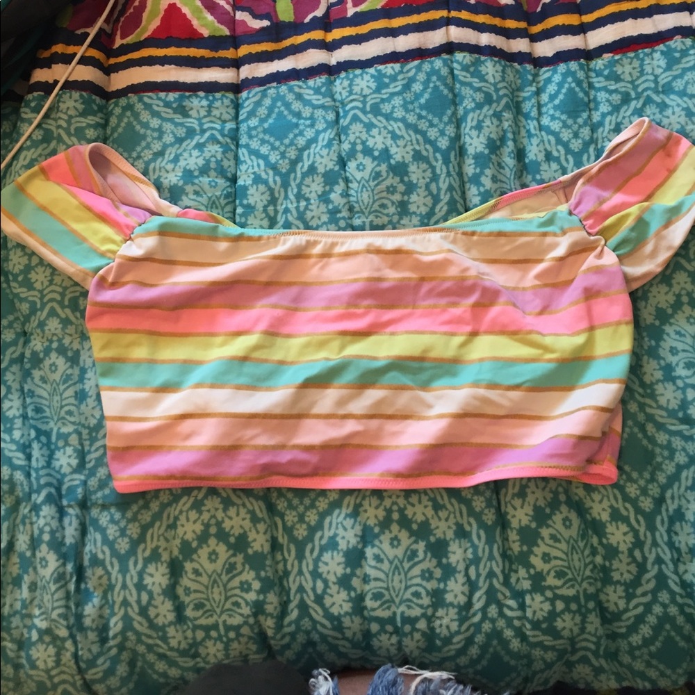 Off the shoulder VS sport swim top