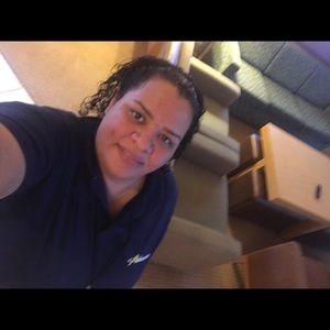 Meet your Posher, Yaimara