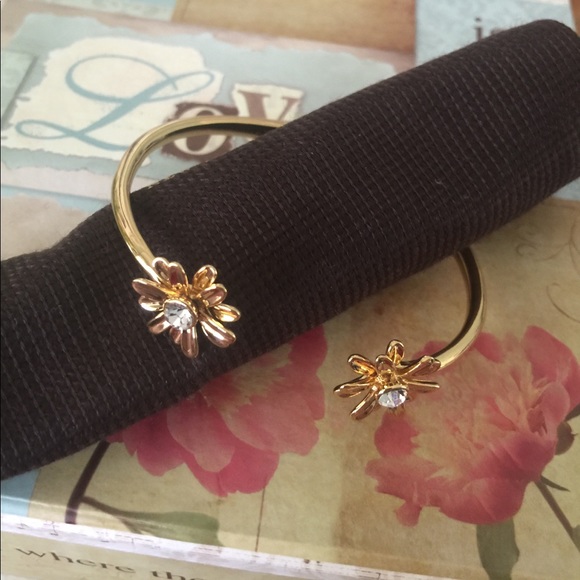 Kate Spade Daisy Cuff NWT - Picture 3 of 5