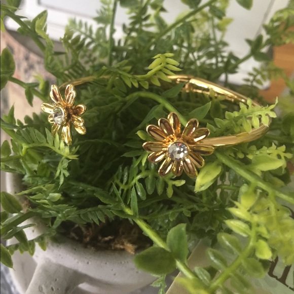 Kate Spade Daisy Cuff NWT - Picture 5 of 5