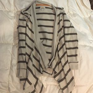 Field and Stream open cardigan