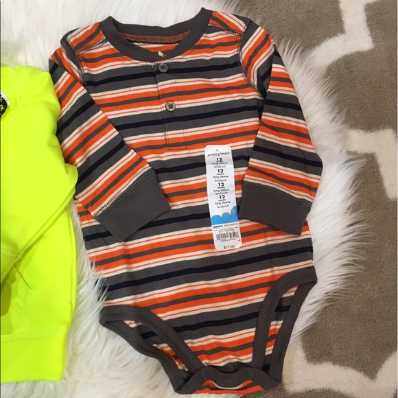 NWT 2 Onesies & Hoodie 12M - Picture 4 of 4