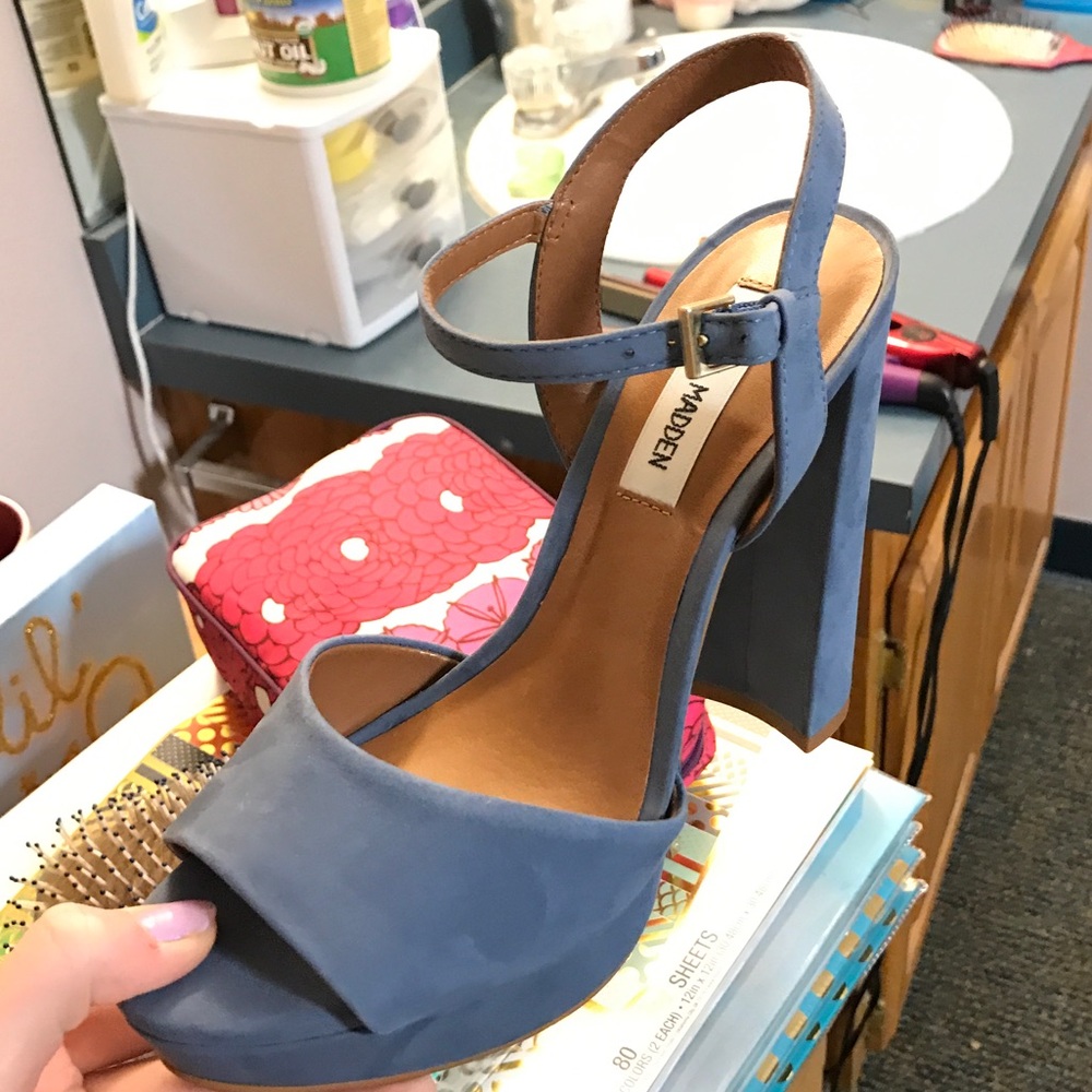 Steve Madden Shoes - brand new size 8